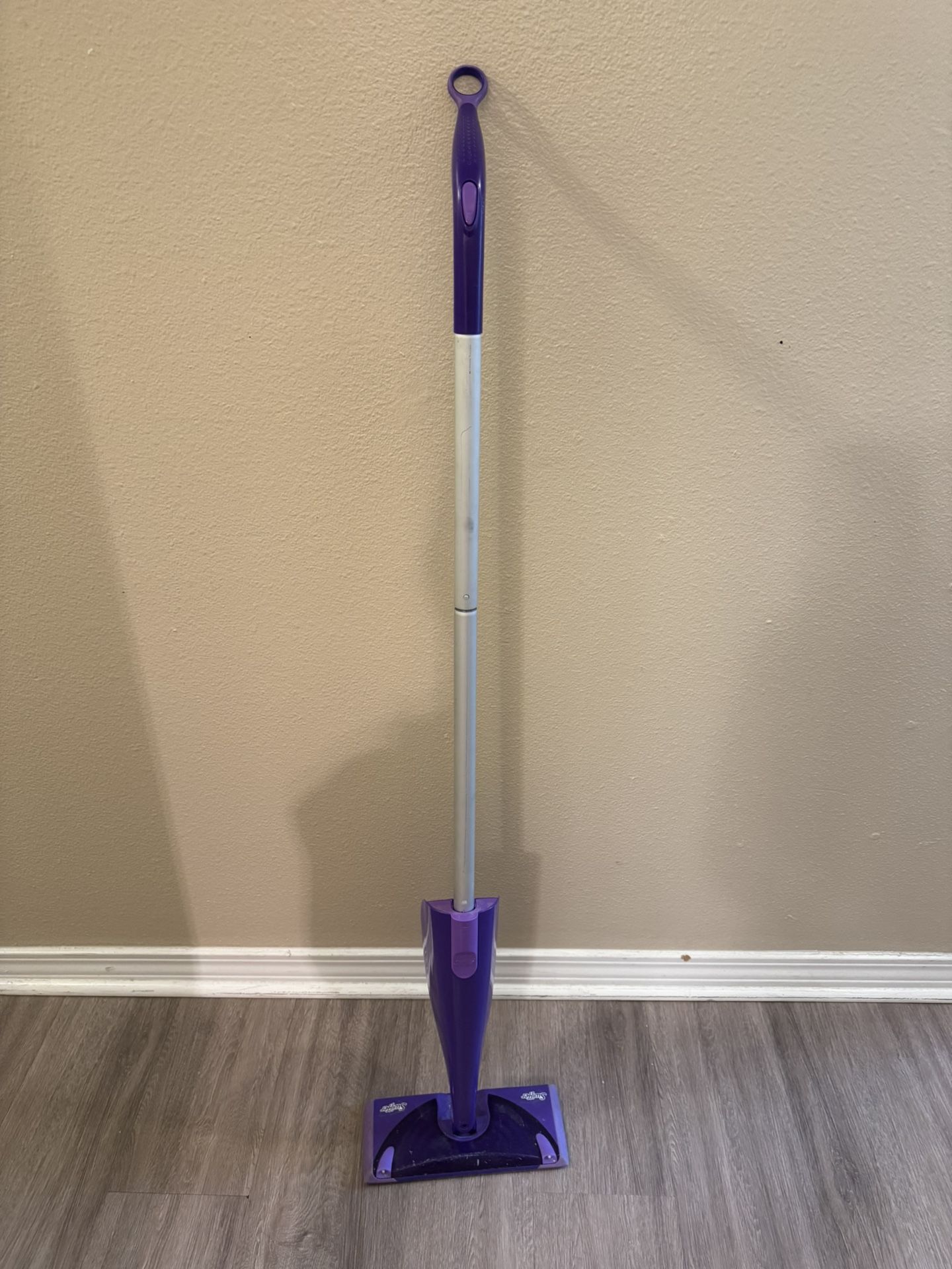 Swiffer WetJet MopStick