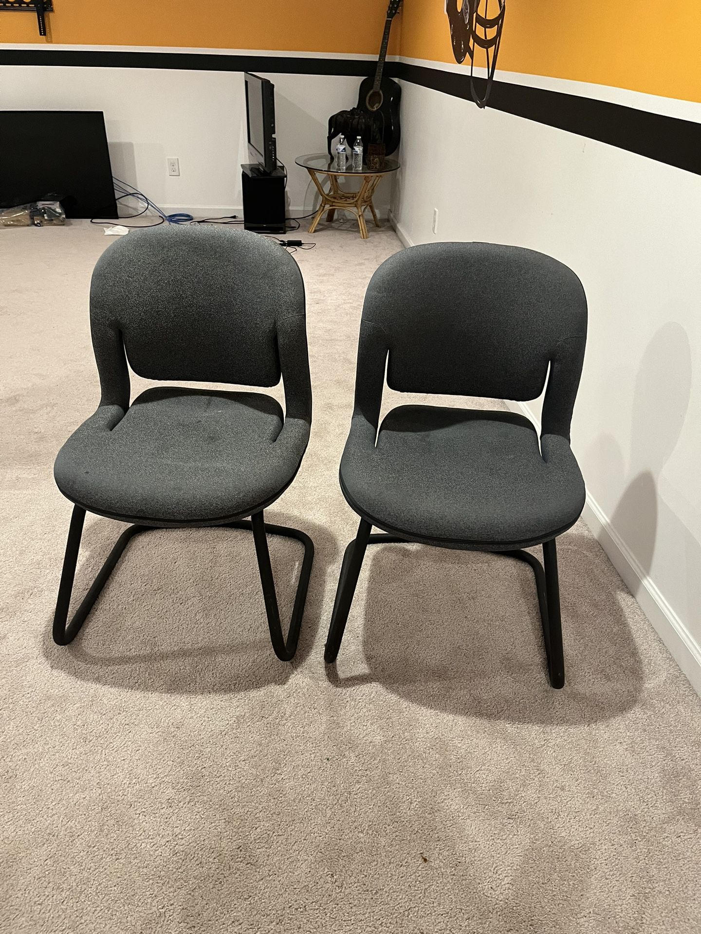 2 Chairs For Sale Each Piece 10$