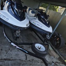 2005 JEAT SKI SEADOO  RUNER AND DRIVE !!!!!!!