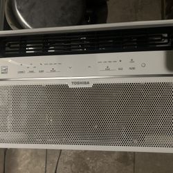 Toshiba Window AC 8,000 BTU 