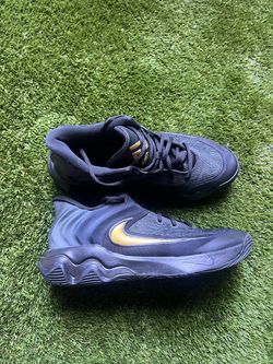 Nike Men’s basketball Giannis