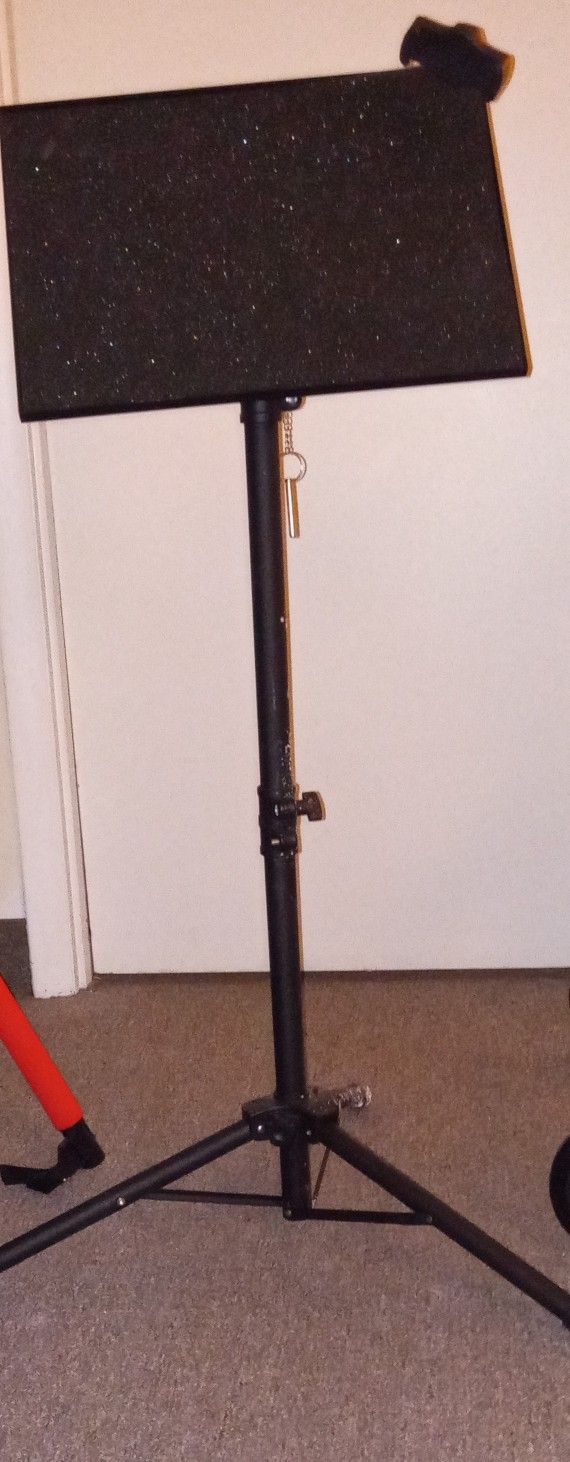 Laptop/Projector Stand With Phone Holder