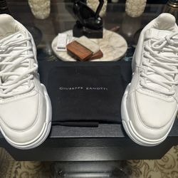 Giuseppe Zanotti
