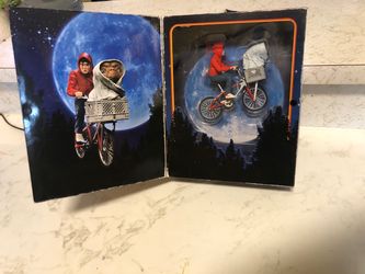 NECA E.T. Elliot Bicycle Scene Figure Set