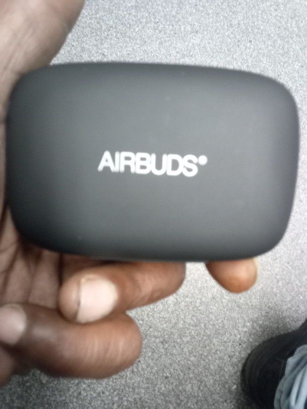 Airbuds