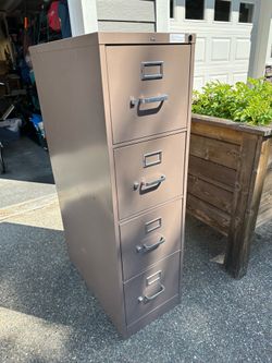 HON 4 drawer File Cabinet