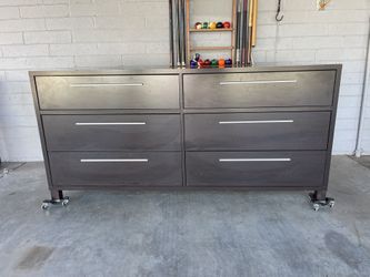 6 Drawer Dresser 