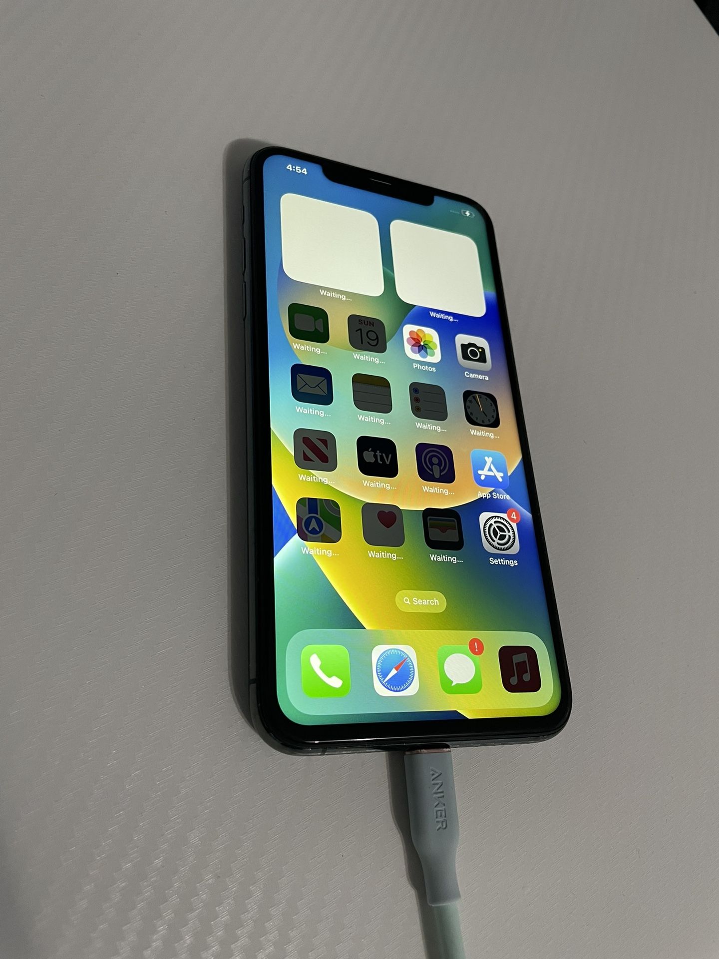iPhone 11 Pro Max For Parts Or Repair