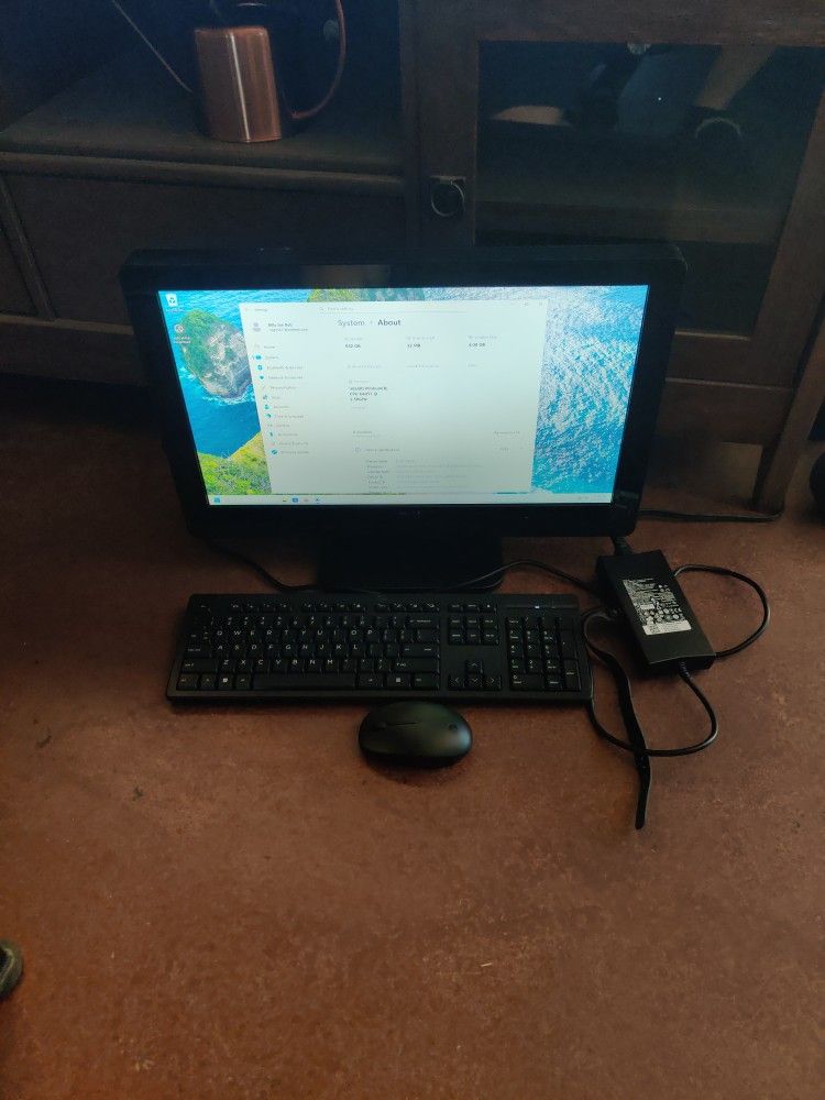 Dell Inspiron 2020 All In One Computer