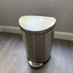 simplehuman Semi-Round Step Trash Can Brushed Silver 10L Bathroom Small 2 Gal