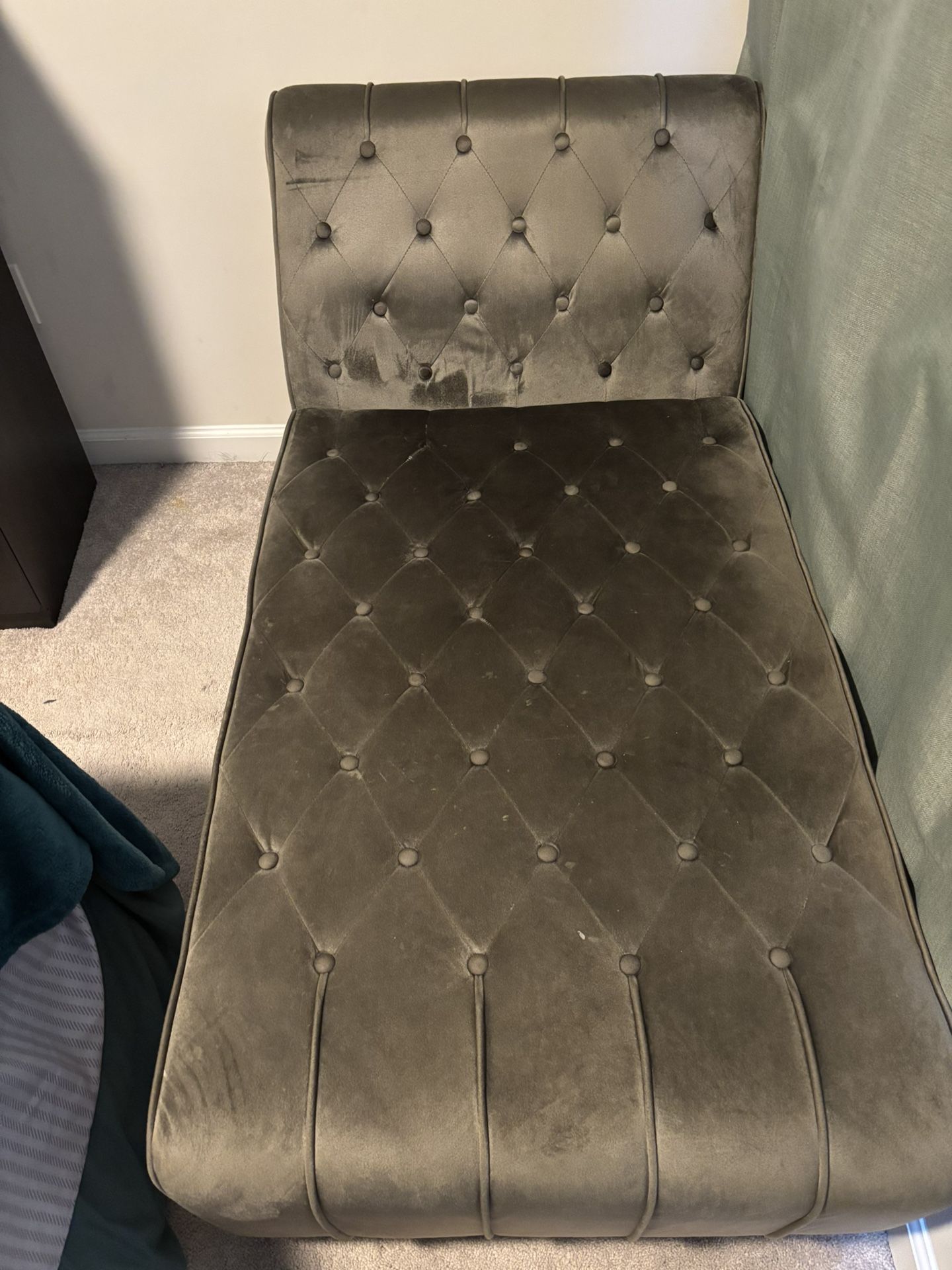 Rubie Velvet Chaise Lounge