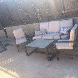 Barstool Table And 4pc set