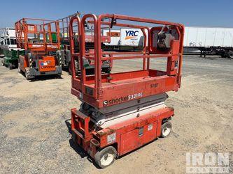 2015 Snorkel S3219E Electric Scissor Lift