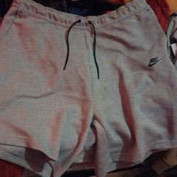 Nike Tech Fleece Shorts