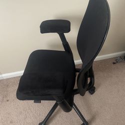 Haworth Zody II Ergonomic Office Chair – Dual‑Posture Arms, Lumbar Support