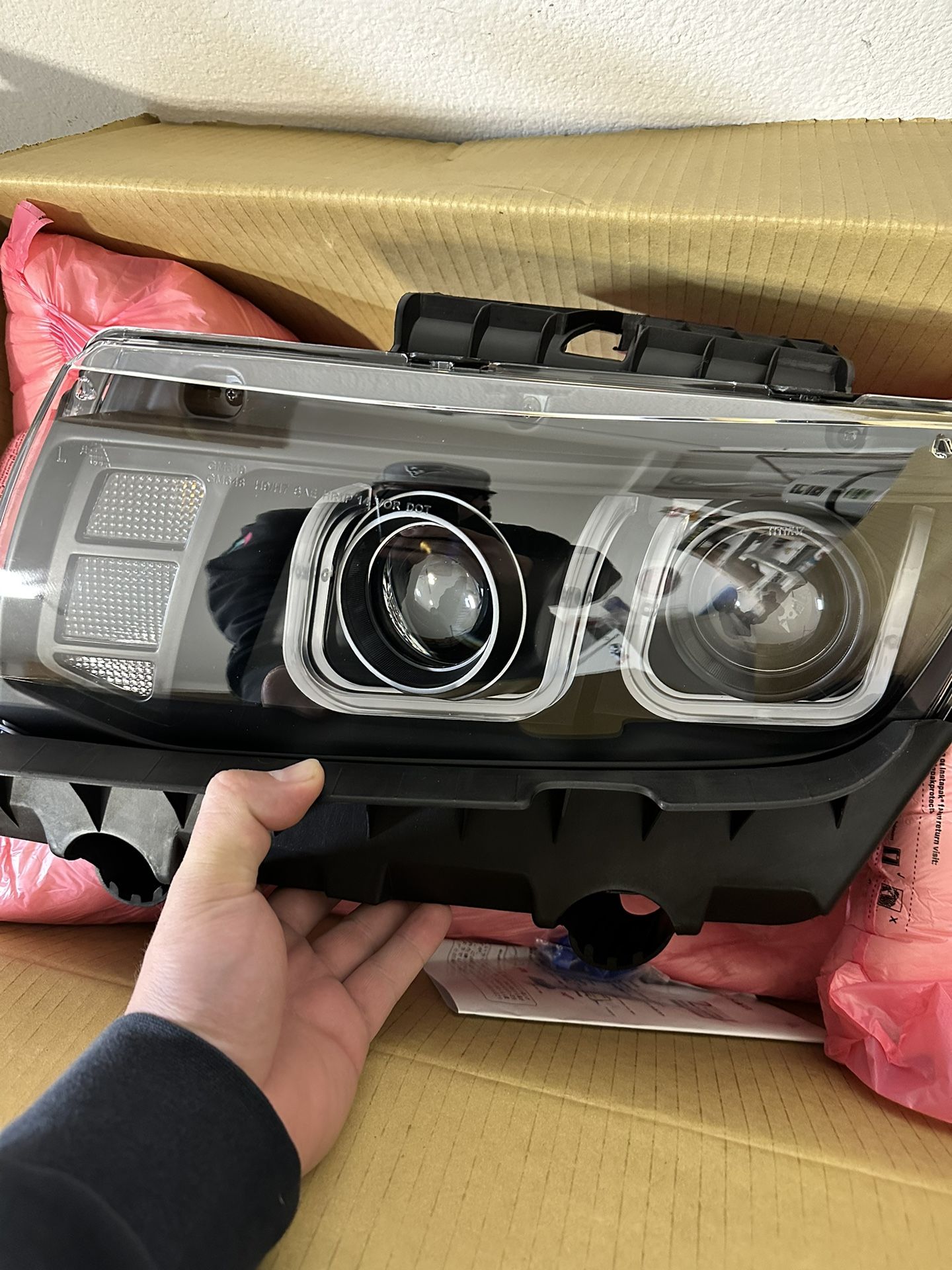 14-15 Camaro Headlights