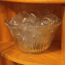 Punch Bowl And Glasses With Bowl Hooks Crystal