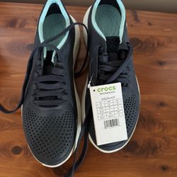 Women’s Crocs Shoes Zise 9