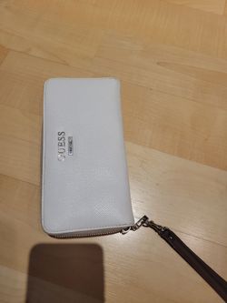 Guess Wallet