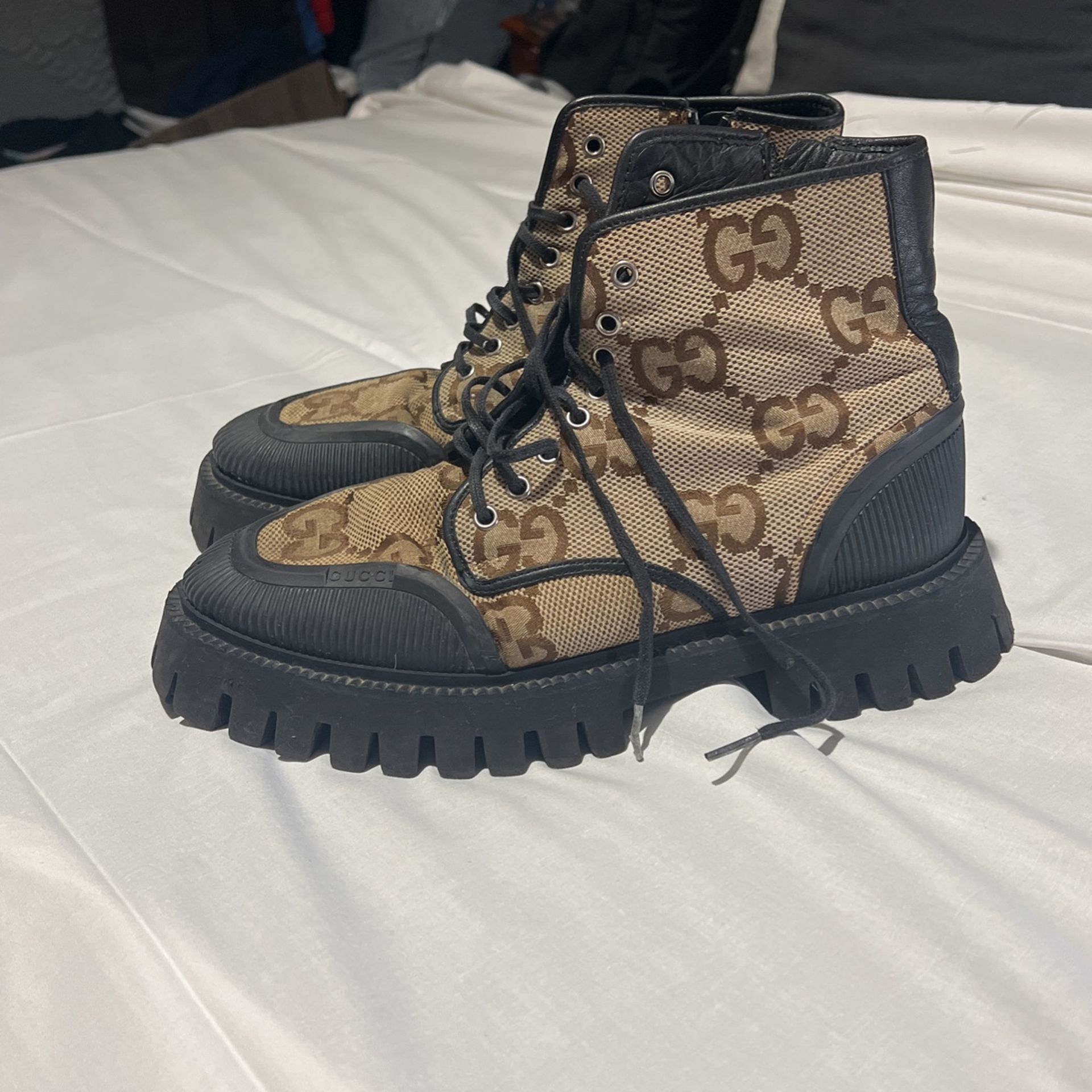 Gucci Lace Up Boot’Maxi GG-Camel’