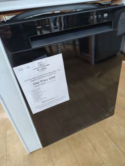 $389 LG 34 in black built in dishwasher with auto leak detection
