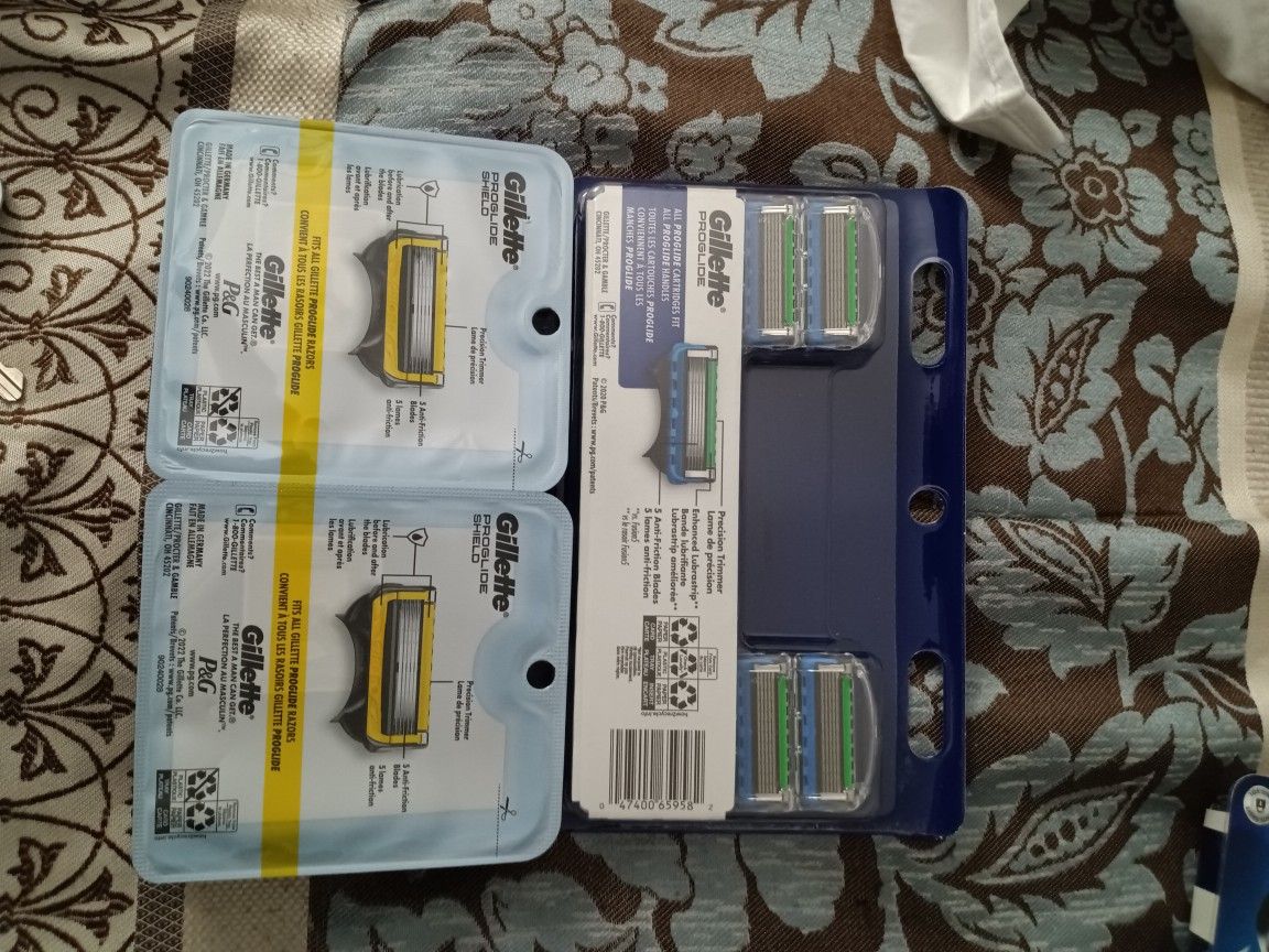Gillette Proglide Bundle