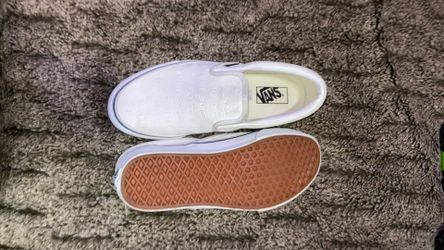 LEATHER  VANS  Men’s  9.5  Women’s  Size 11