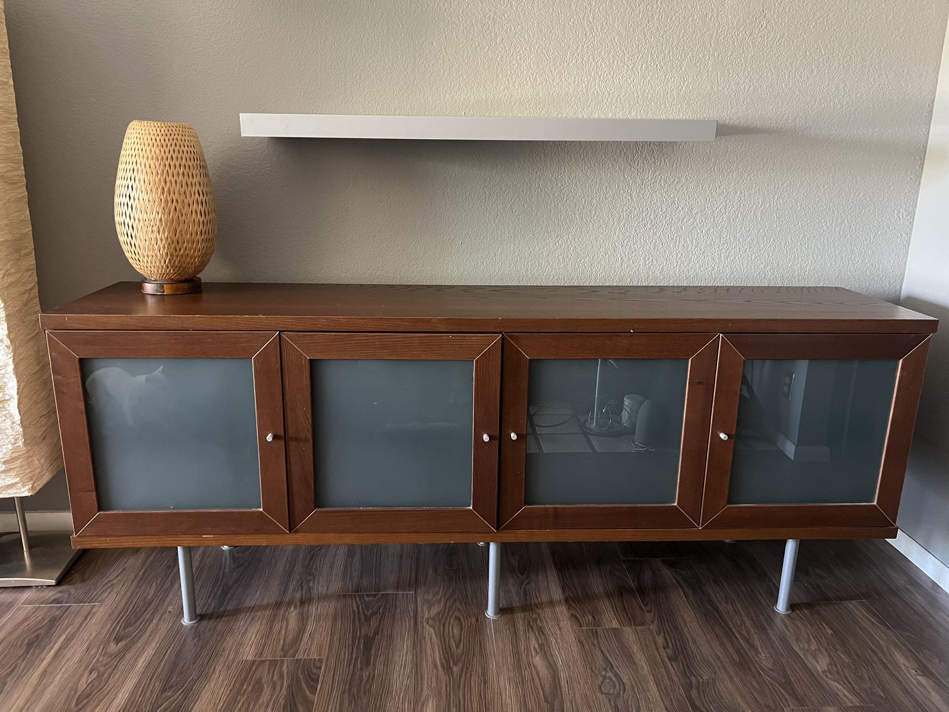 Mid-Century Modern Style Media Console / Sideboard