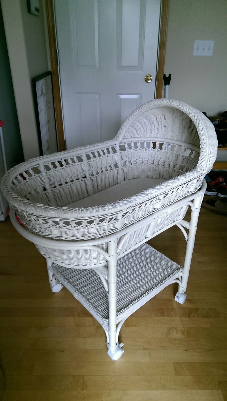 Pottery Barn White wicker Bassinet w removable Moses basket