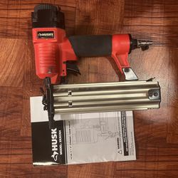 Husky 16 Ga 2-1/2 Straight Finish Nailer 