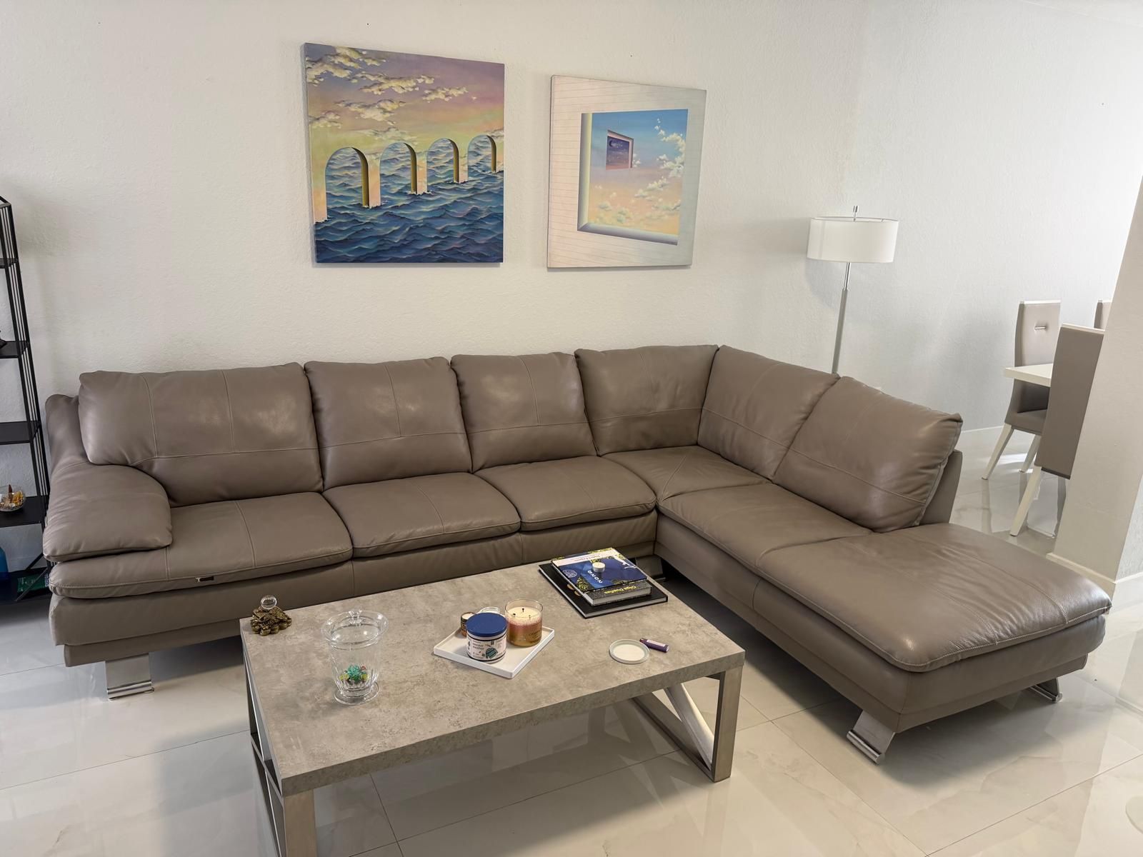 Rio Light Gray Leather Corner Sofa w/Right Chaise