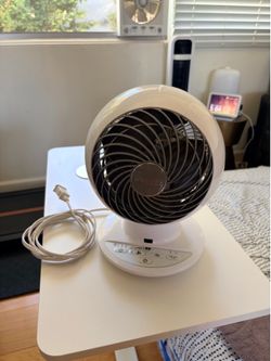 Oscillating fan - wooden viral