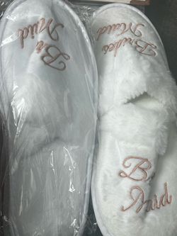 Wedding/robe 7ft veil and accessories never used from my wedding