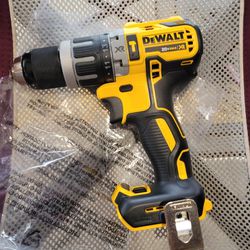 Dewalt 20v XR 2speed Hammer Drill Nuevo No Cargador No Batería $75 FIRME AREA 77O41 