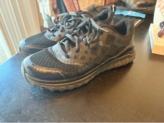 Shoes for crews women's size 7.5