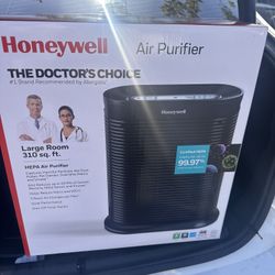 Honeywell HPA300 HEPA Air Purifier for Extra Large Rooms
