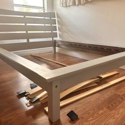 Queen bed Platform 