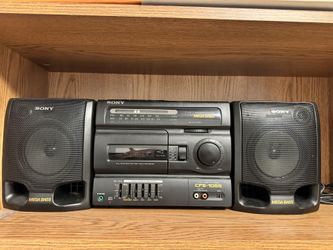 Portable Sony Stereo System AM / FM Radio, Cassette