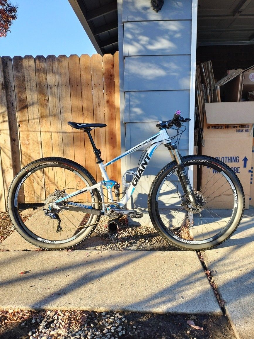 Giant Anthem x29er Mountain Bike S3