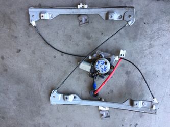 G35 2005 4door passenger front door window motor regulator assy