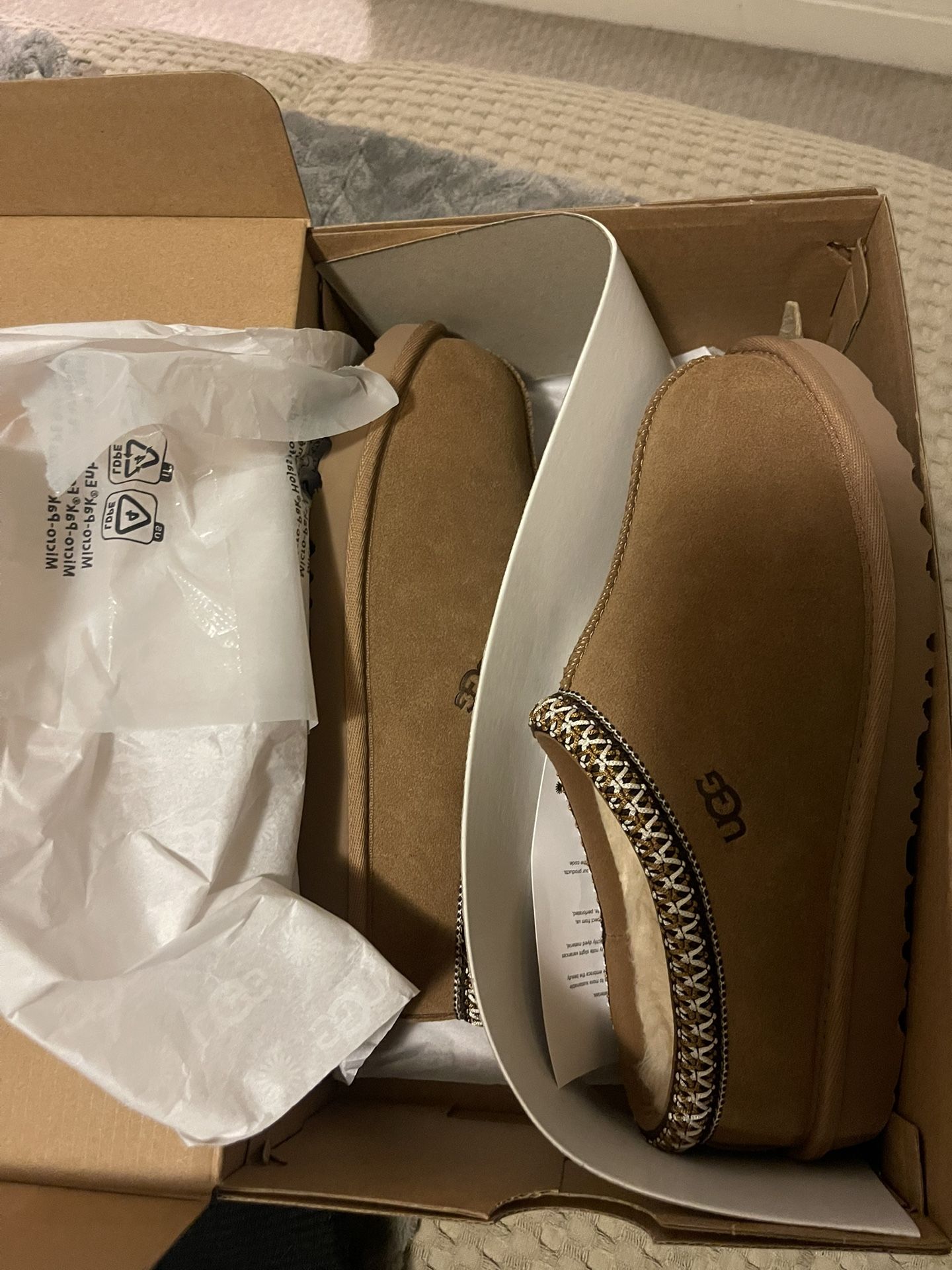 UGG Tasman II – Size 5 