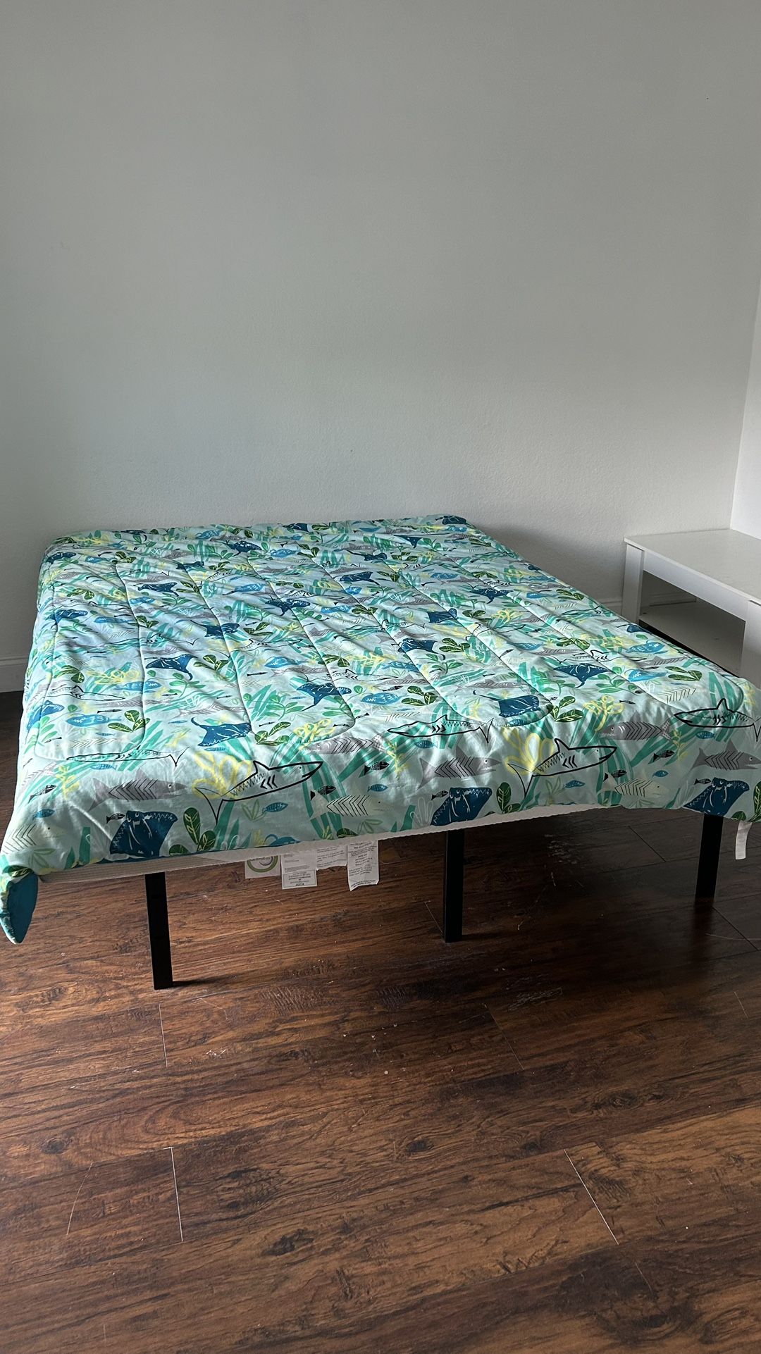 Bed And Mattress ( Full)