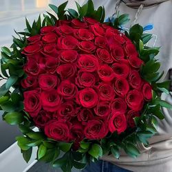 50 Red Roses