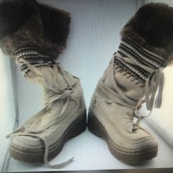 G.WIZ Snow Boots Ski Beige & Tan Leather Lace Faux Fur Winter Women's Size 8.5