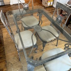  Beautiful Glass Dining Table