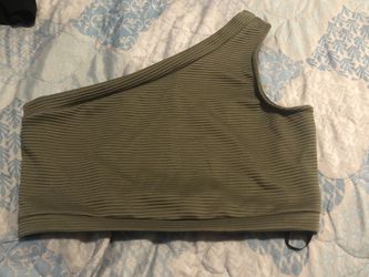Brand new crop top size large