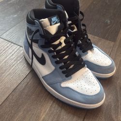 High top Nike Air Jordan's UNC Men's 8.5