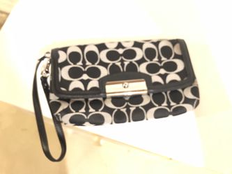 Coach purse NEW WITH TAG
