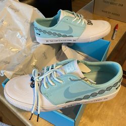 Doernbecher Zoom Stefan Janoski Size 11 DS