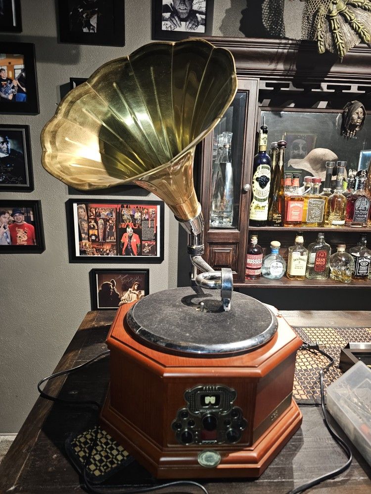 gramophone  Speaker Radio